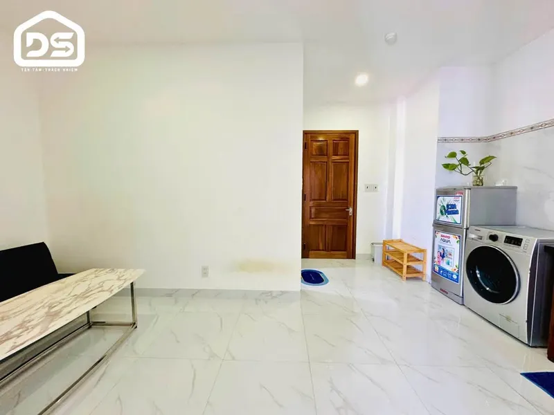 Cho thuê căn hộ 1 phòng ngủ trên đường Trần Phú, 6 triệu VND/tháng — 9/10
