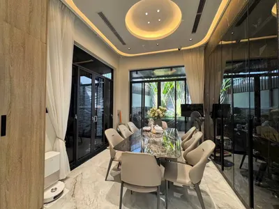House for rent in the west, 3 bedrooms, 250 m² — 2/5