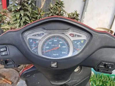 Honda SCR-110 motorbike for sale, 2010 — 4/4