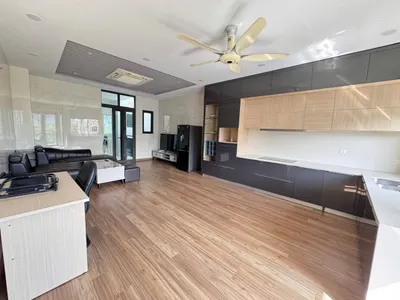 3-Bedroom House for Rent – West Side VCN