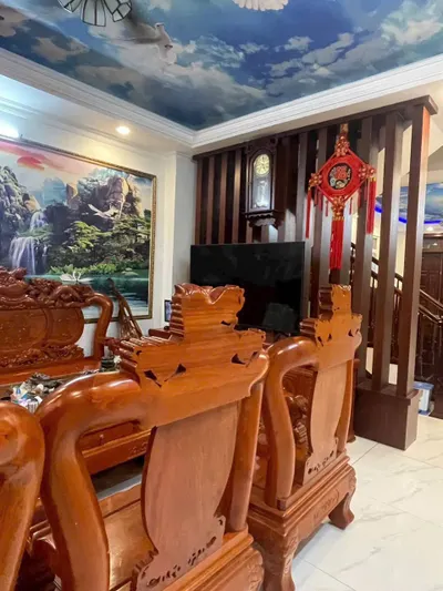 Cho thuê nhà 4 phòng ngủ có nội thất tại Vĩnh Hải, phía bắc Nha Trang, 20 triệu VND/tháng — 3/8