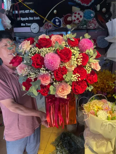 Flower shop Nha Trang: congratulation baskets and bouquets, delivery — 5/10