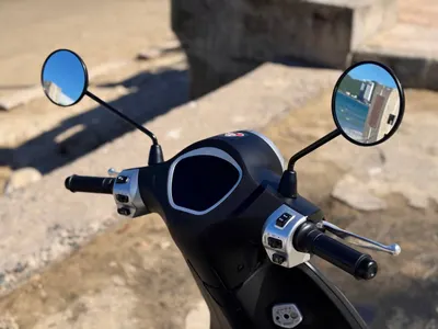 VinFast Evo Grand Lite 2026 electric bike for rent