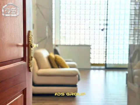 Apartment for rent on Ngô Gia Tự, 12M VND/month