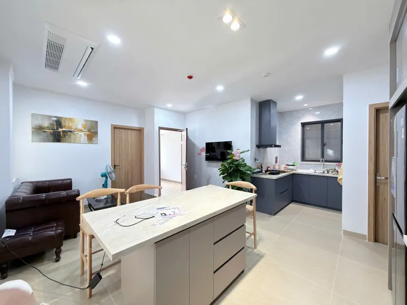 Luxury 2-bedroom furnished apartment in Hon Chong, 200 m from beach, 25-26M VND/month — 4/8