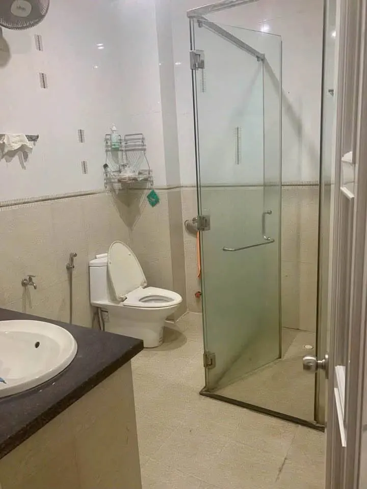 Furnished front-facing house for rent on Hoang Van Thu, 24M VND/month — 5/8