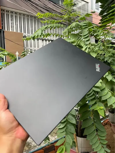 Lenovo ThinkPad E490 笔记本电脑，成色98%，550万越南盾 — 2/8