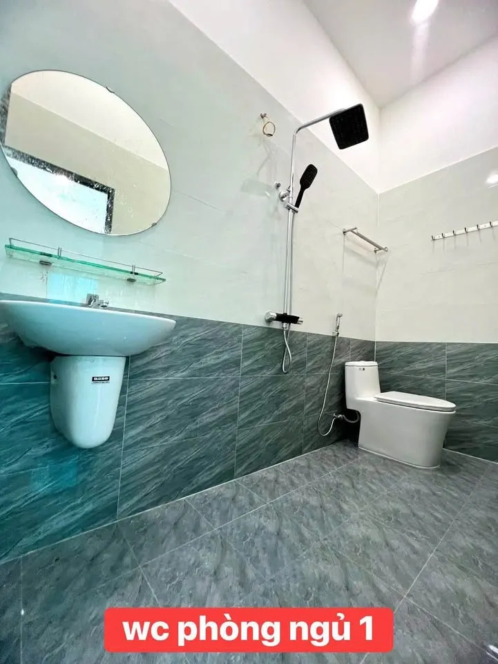 Whole house for rent in Hon Ro 1, south Nha Trang, 10M VND/month — 8/9