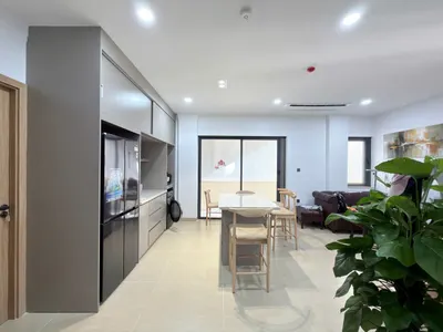 Luxury 2-bedroom furnished apartment in Hon Chong, 200 m from beach, 25-26M VND/month — 3/8