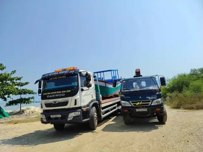Truck crane lifting and transport service, Nha Trang area — 4/4