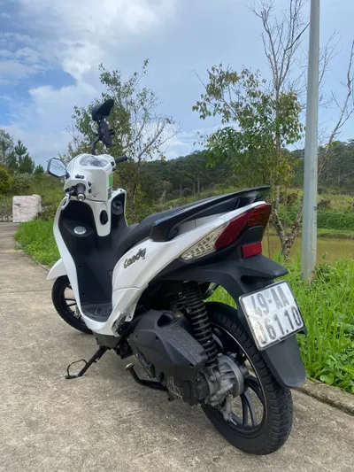 出售 Kymco Candy Hermosa 50cc 踏板车（2019年） — 3/4