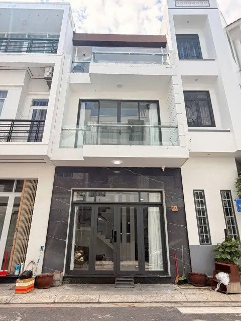 3-storey house for rent in South Nha Trang, 135 m²