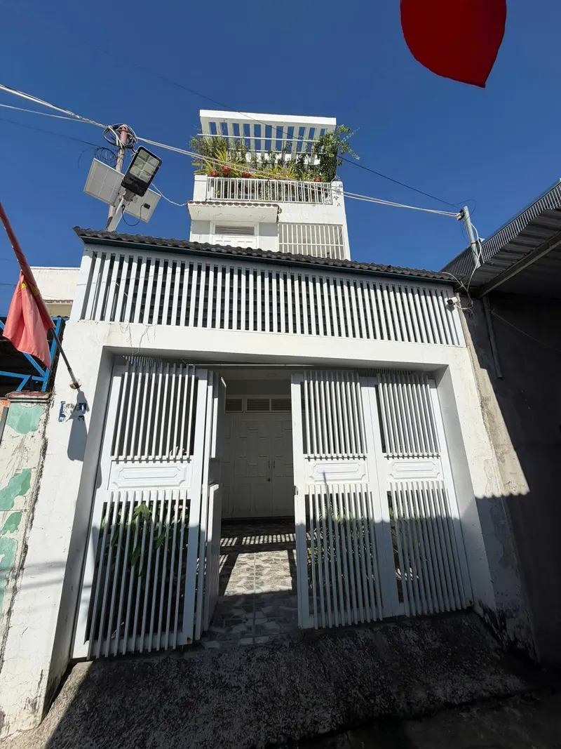 4-Bedroom House for Rent – North Nha Trang, 300m from Beach