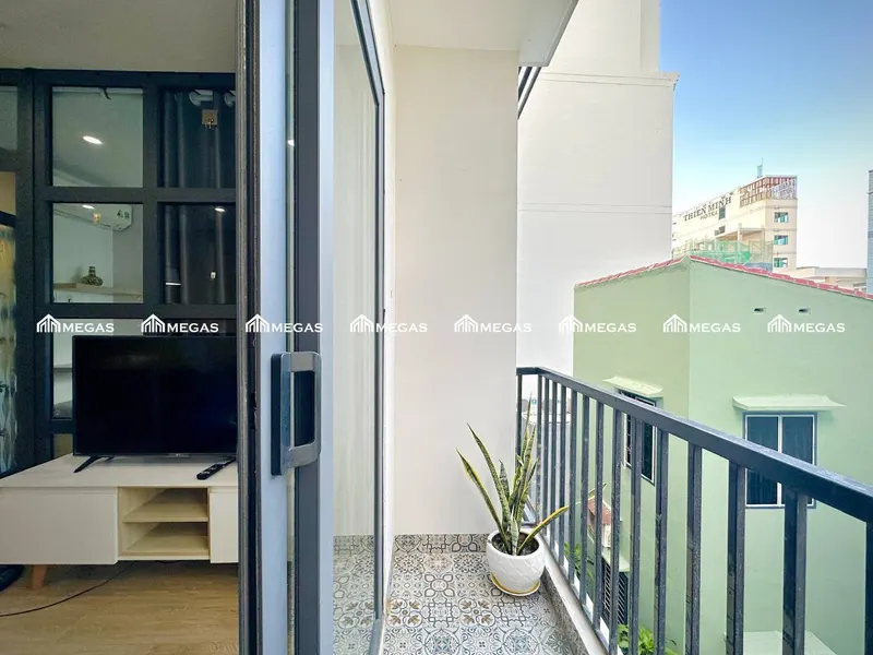 1-bedroom apartment for rent, city center near the beach, Loc Tho