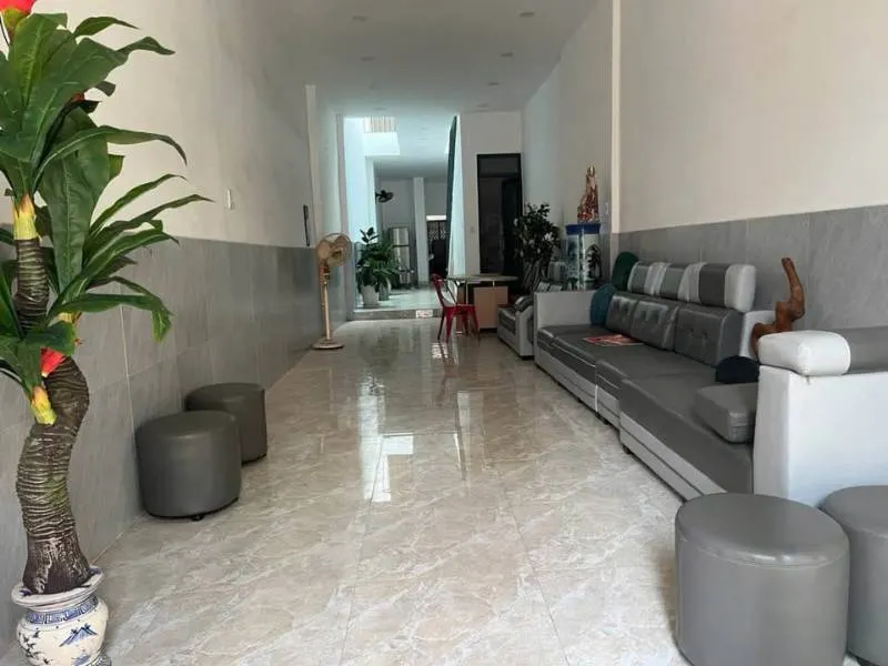2-storey house with two street frontages on Truong Dinh street for rent, 20M VND/month — 5/6