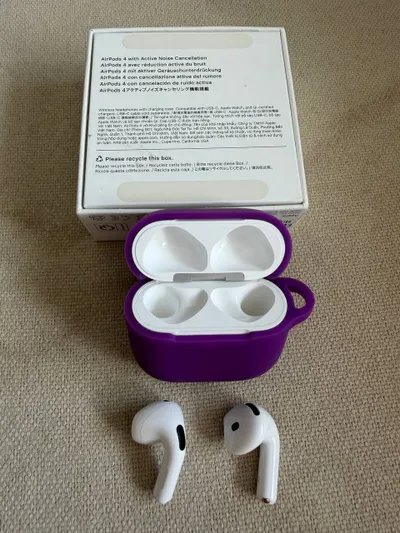 Bán AirPods 4 có ANC — 2/5