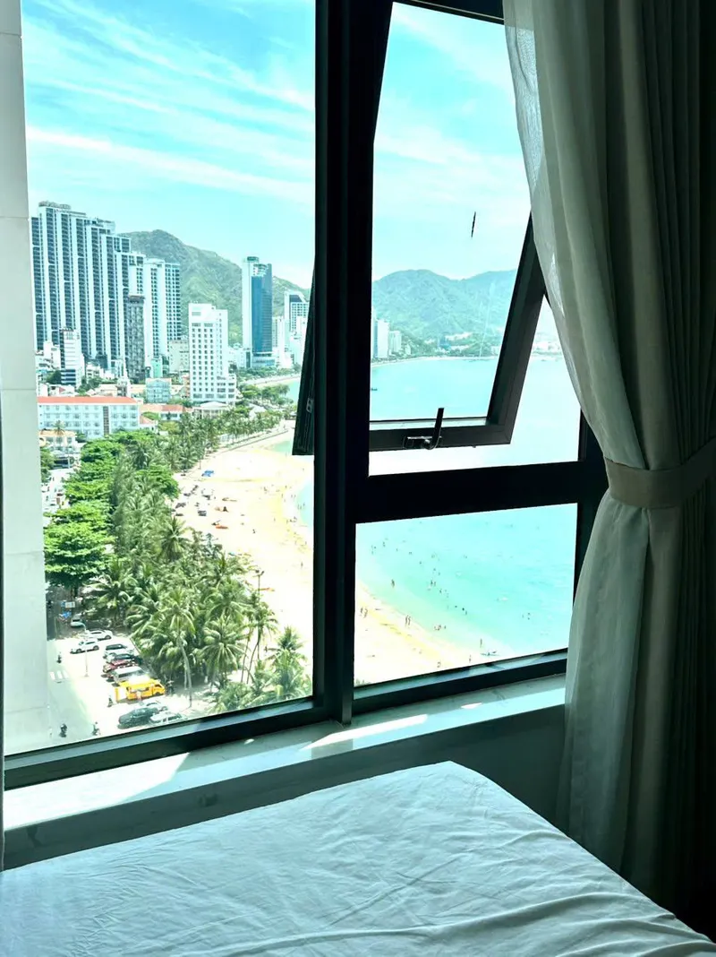 2-Bedroom Sea-View Apartment for Rent in Muong Thanh Oceanus, Nha Trang