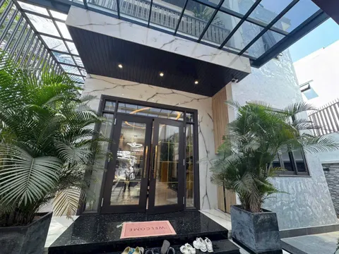 House for rent in the west, 3 bedrooms, 250 m²
