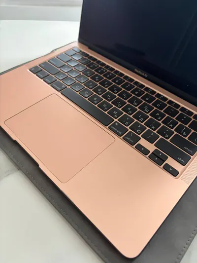 MacBook Air 13" M1 2020 – 8GB RAM, 256GB SSD, Excellent Condition — 2/5