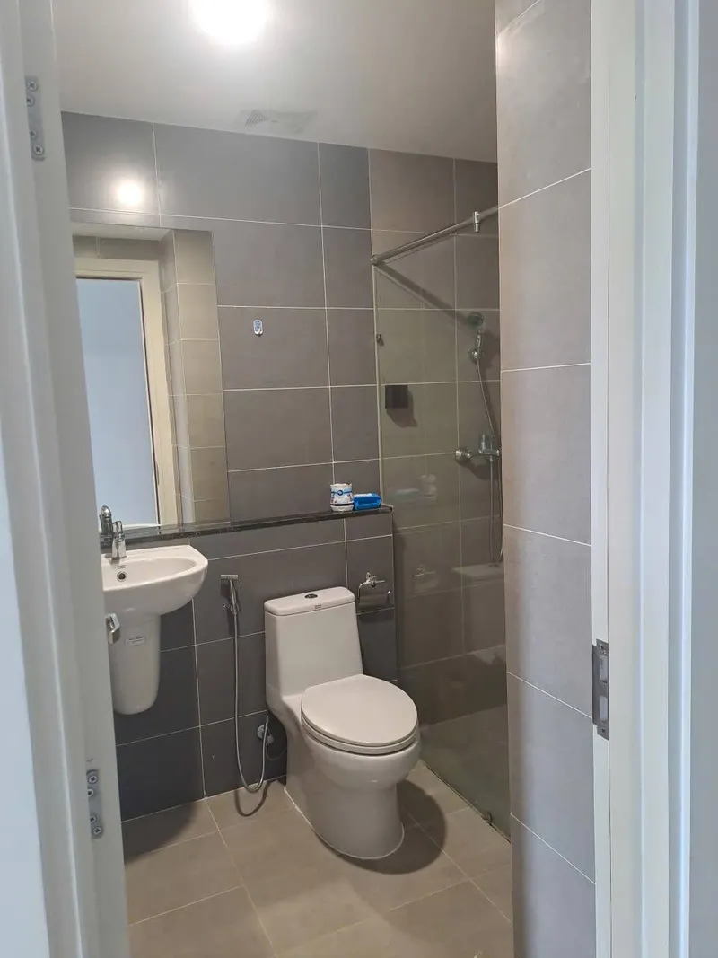 2-bedroom apartment in D'Qua city centre, 18M VND/month