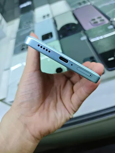 Redmi Note 12 Turbo 12/256GB, 4.15M VND — 6/9