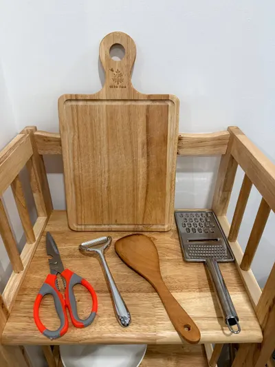 Kitchen Tools Bundle – Cutting Board, Scissors, Peeler & More