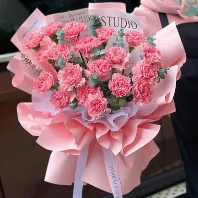 Floral Bouquets, Baskets & Compositions – Nha Trang Delivery
