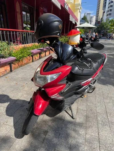 Продам мотоцикл Suzuki Hayate Airblade 124cc, со шлемом