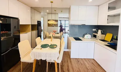 2-bedroom furnished apartment, Gold Coast North Tower — 5/5