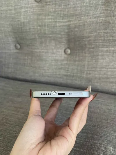 Смартфон Xiaomi 15T, 12/256 ГБ, 7,2 млн VND — 5/5
