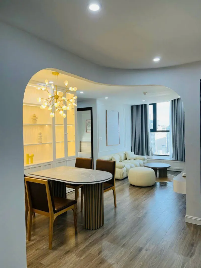 Corner 2-Bedroom Apartment in Hud Building – 65 m² – 20M VND/month