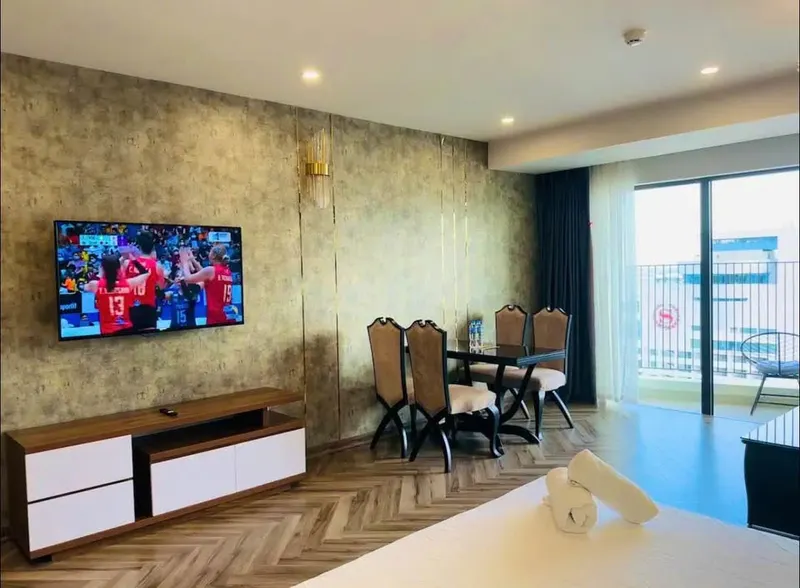 Căn hộ studio tại Gold Coast, tầng 28, view biển, 22 triệu VND/tháng — 2/10