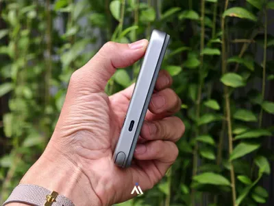 EcoFlow Rapid Magnetic Qi2 5000mAh power bank — 3/5