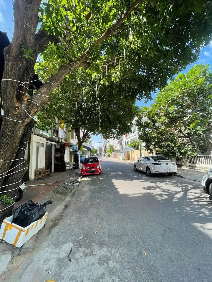 Cho thuê nhà 4 tầng trên đường Trần Khánh Dư, Nha Trang, 29 triệu VND/tháng — 9/10