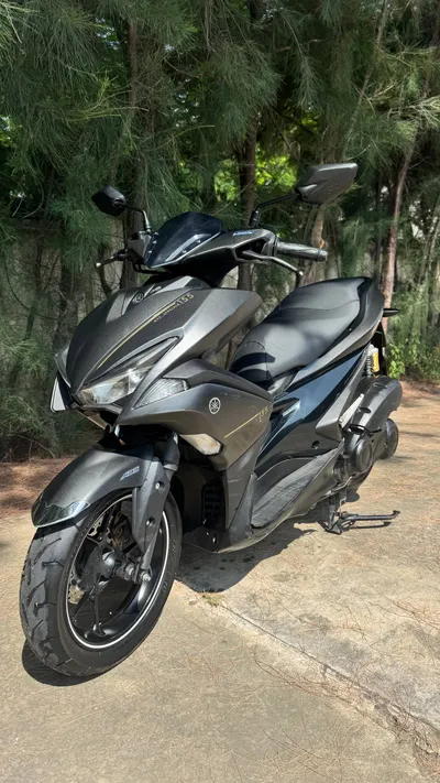Yamaha NVX 155cc scooter, 2018, one owner — 3/3