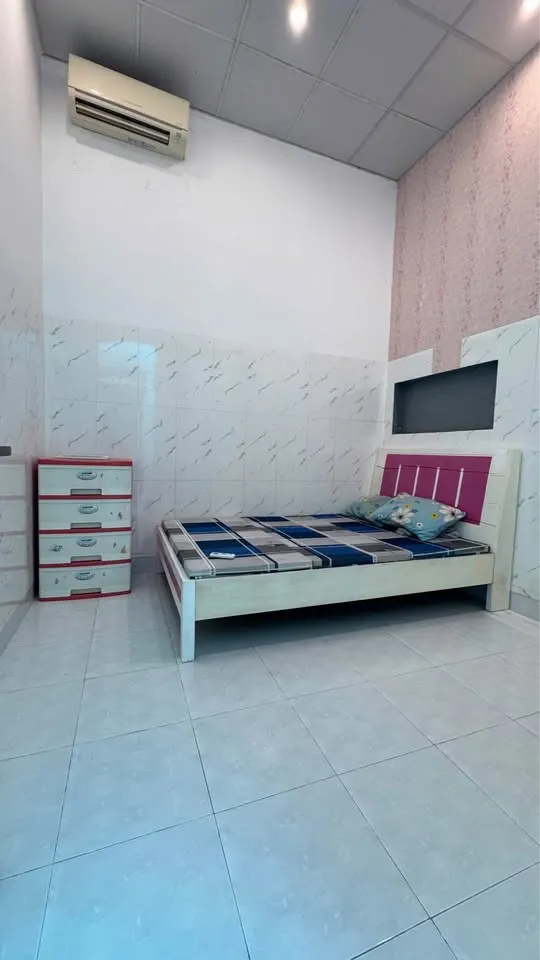 Whole house for rent in Vĩnh Thạnh, 6M VND/month — 7/9