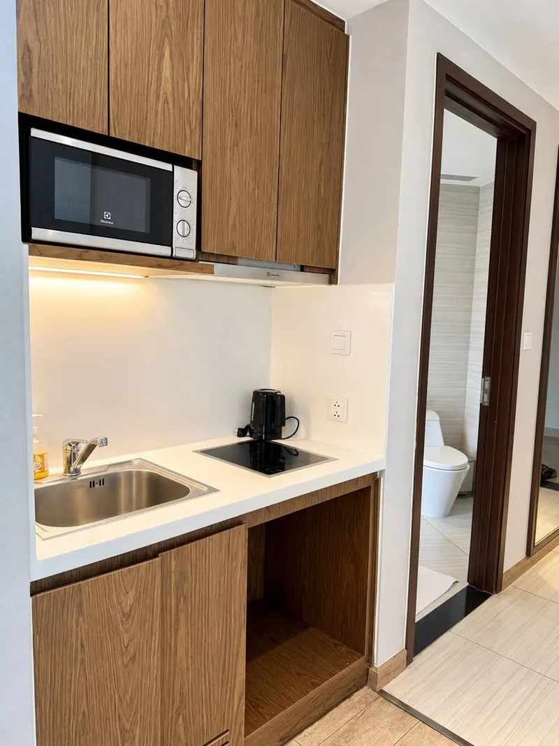 45m² furnished apartment in city center, 15M VND/month — 6/7