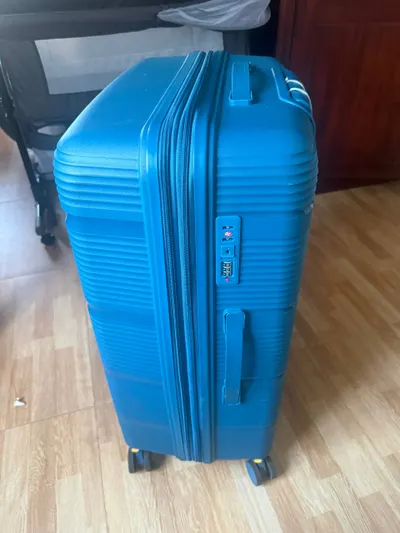 XL suitcase 75x30x50 cm, turquoise, 1,200,000 VND — 2/3