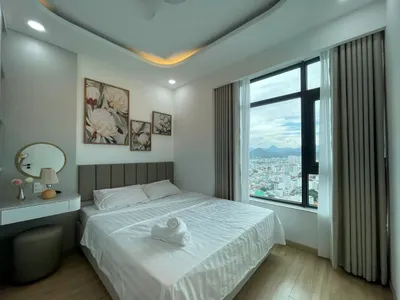2-Bedroom Apartment in Okeanus Complex – Sea View, Designer Renovation
