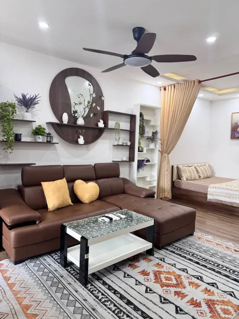 3-Bedroom Corner Apartment in OC2A Tower – 17M VND/Month