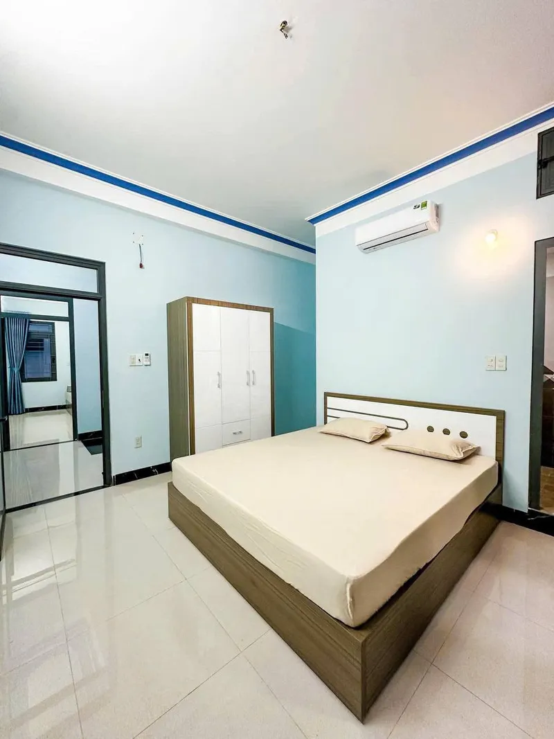 5-bedroom furnished house for rent in My Gia