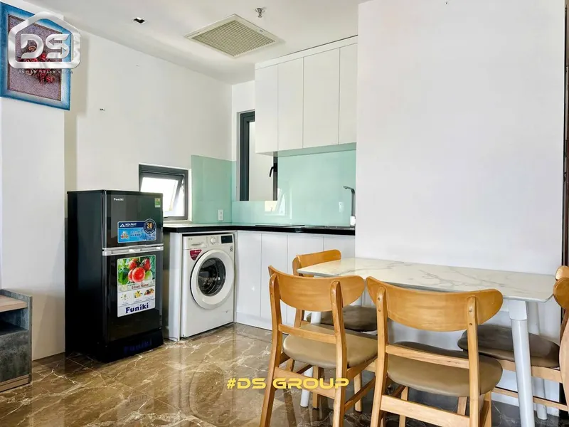 Cat-friendly studio with big balcony in Van Don, 15M VND/month — 3/5