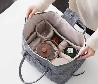 Tea set carrying bag, new, 200,000 VND