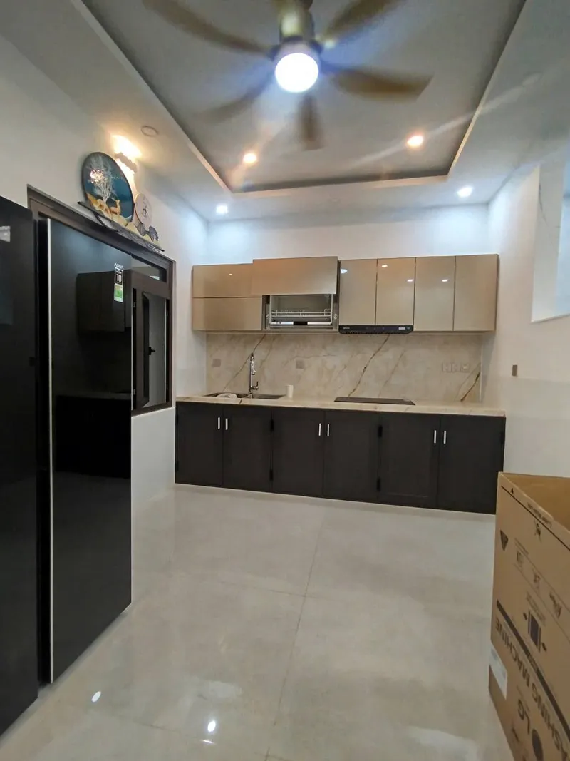 4-bedroom furnished house for rent in My Gia, 270 m²