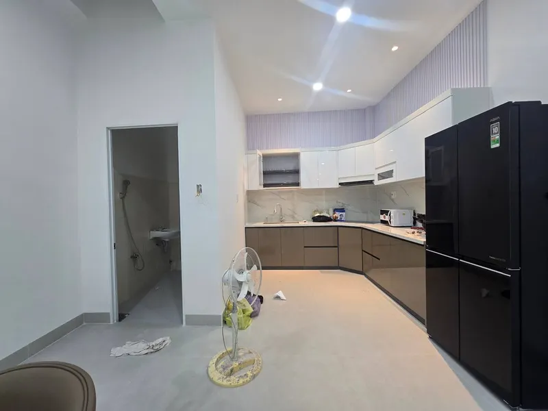 Nhà 3 phòng ngủ 210 m² ở Bắc Nha Trang, 28 triệu VND/tháng