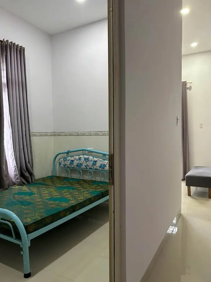 Cho thuê nguyên căn nhà ở phía bắc Nha Trang, 3 phòng ngủ, 16 triệu VND/tháng — 7/9
