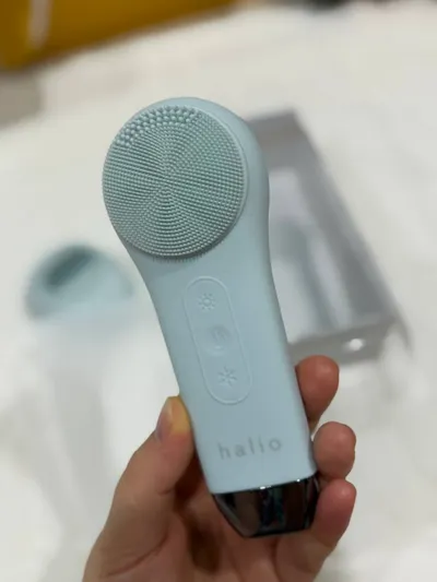 Used skin care devices (ANLAN EMS, Halio) and a new comb for sale