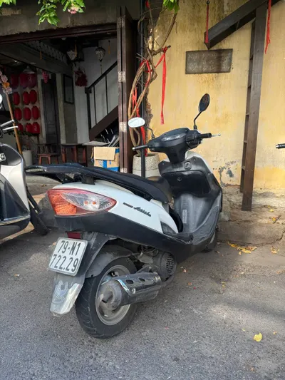 Bán xe tay ga SYM Attila kèm hai mũ bảo hiểm — 3/3