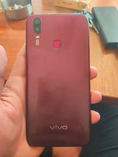 Vivo Y11 (3/32) smartphone for sale — 3/3