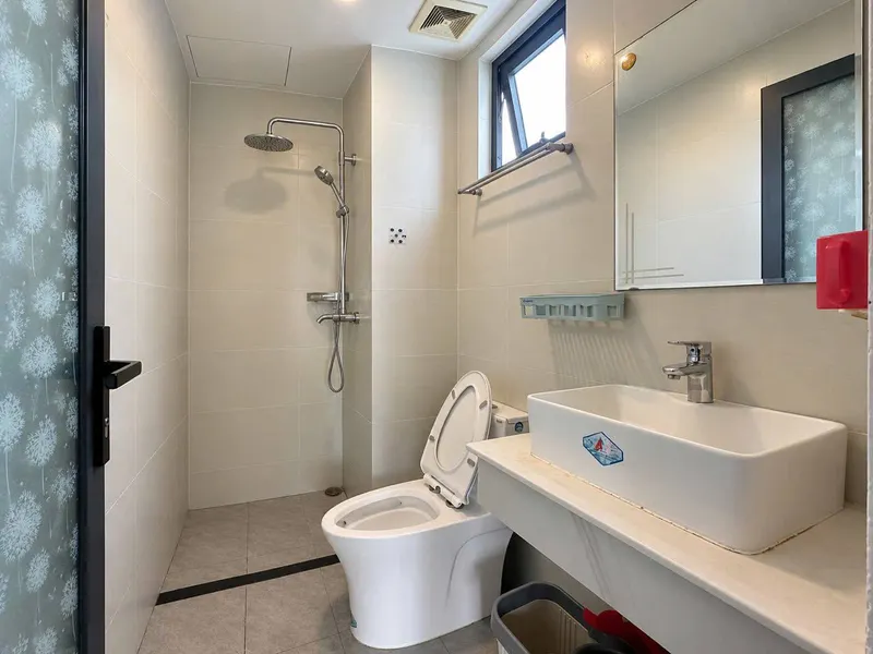 Apartment for rent on Nguyễn Đức Cảnh, 8.5M VND/month — 6/7